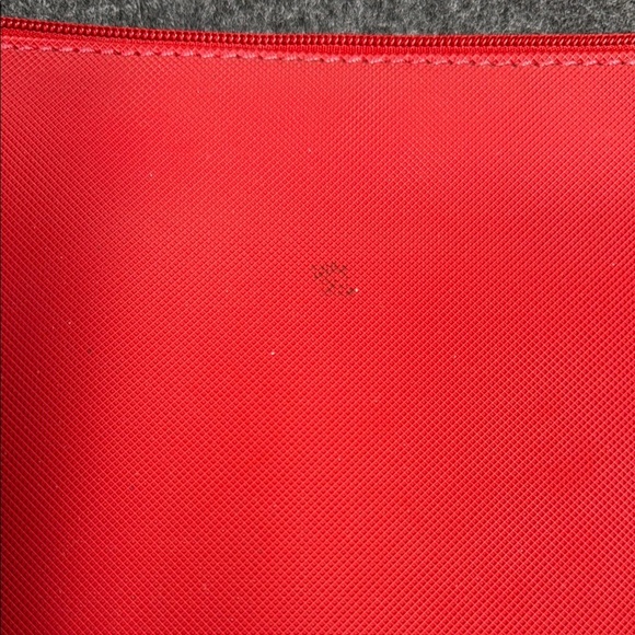 Lacoste Red Toiletry Bag Durable and Vibrant - Picture 4 of 9